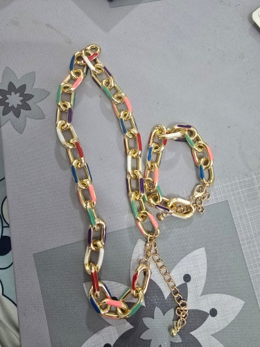 "Collar de Eslabones Multicolor".